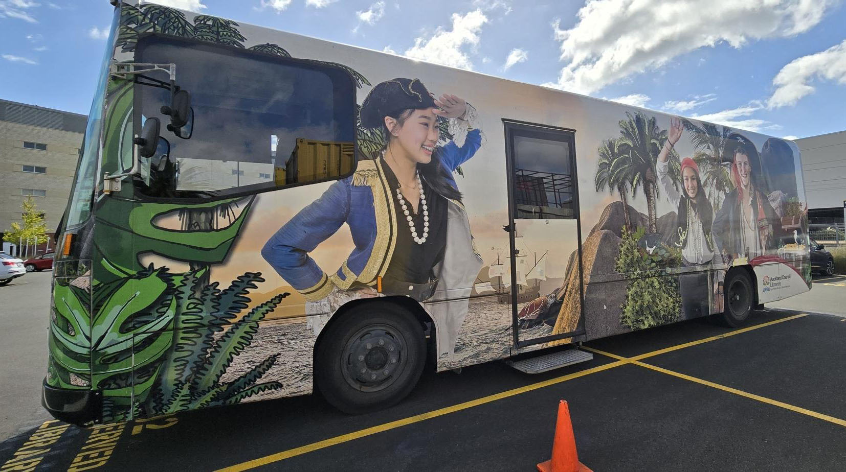 Temporary mobile bus serving Mahurangi East Library customers