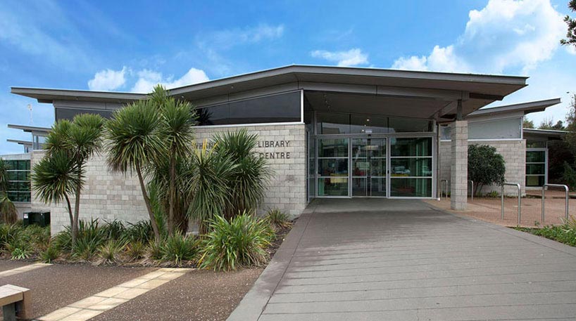 Entranceway to Whangaparāoa Library